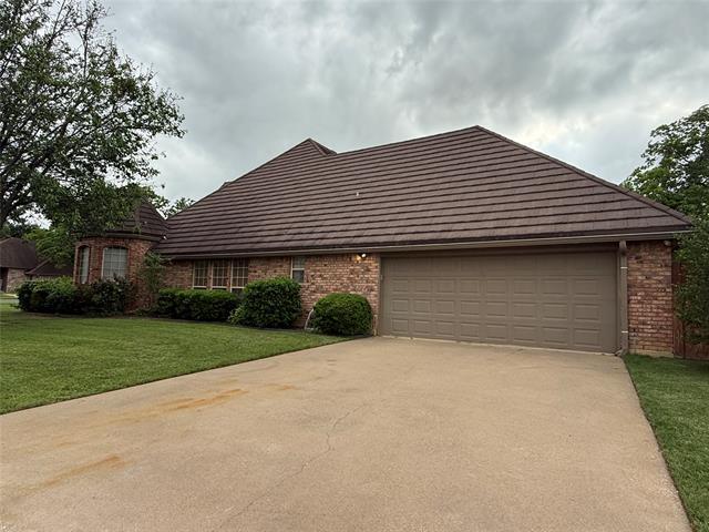 Building Photo - 500 Evergreen Dr