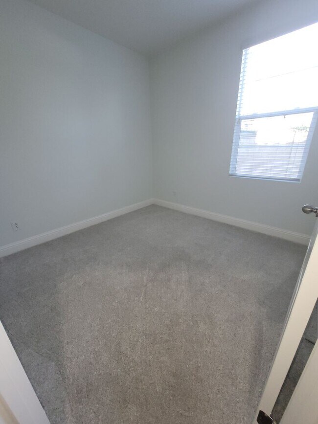 Foto del edificio - Coming Soon