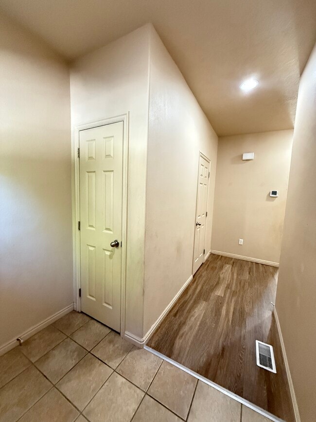 Building Photo - 10991 S Birch Creek Rd