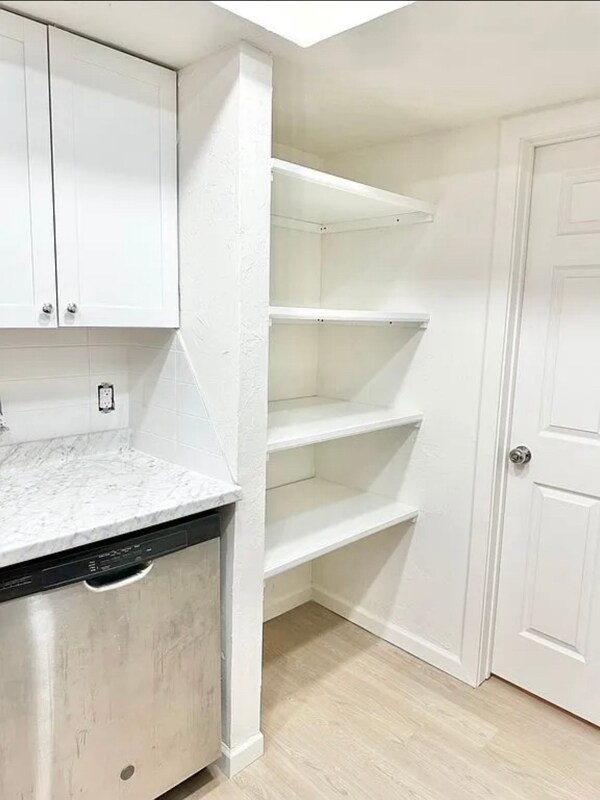 Foto del edificio - 6611 Lyrewood Ln