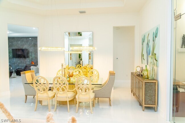 Foto del edificio - 5338 Chesterfield Dr