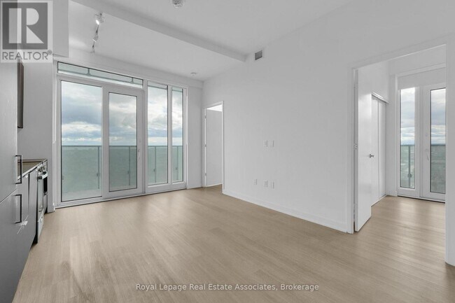 Building Photo - 3883 Quartz Rd