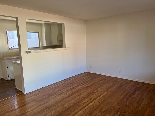 Building Photo - 4169 Elenda St