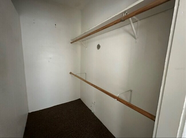 Foto del edificio - 704 38th St W