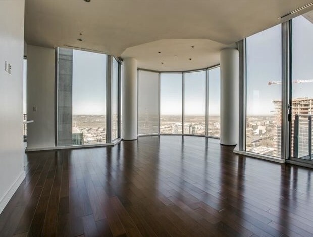 Building Photo - Apartment for Rent