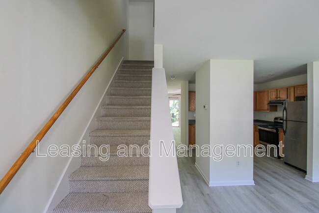Building Photo - 1247 Island Club Dr