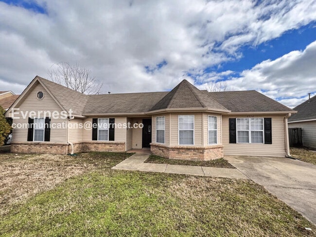 Limited Time Special Offer / 4 Bed, 2 Bath Home with Fenced Yard / Pet-Friendly / Available Now! - Limited Time Special Offer / 4 Bed, 2 Bath Home with Fenced Yard / Pet-Friendly / Available Now!