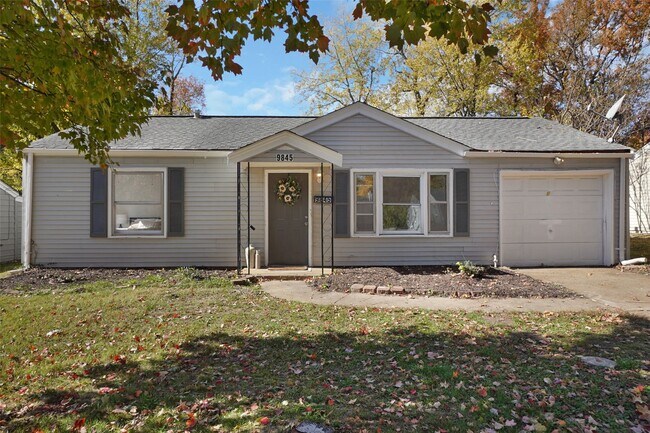 Building Photo - 9845 Dennis Dr