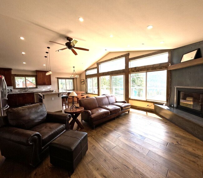 Foto del edificio - Donner Lake Home for Rent