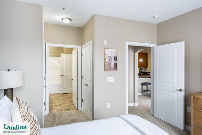 Foto del edificio - 6115 Tidewater Dr