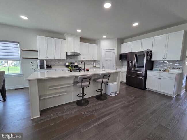 Foto del edificio - 7550 Mint Springs Ct