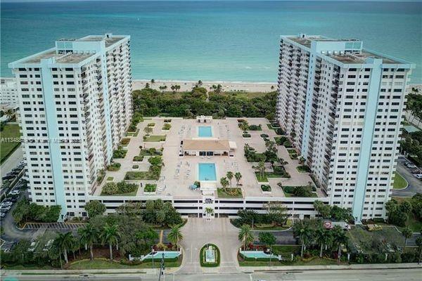 Building Photo - 1201 S Ocean Dr
