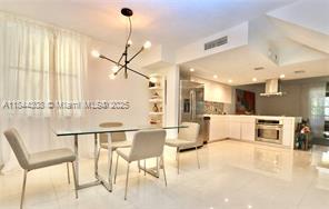 Foto del edificio - 20350 W Country Club Dr