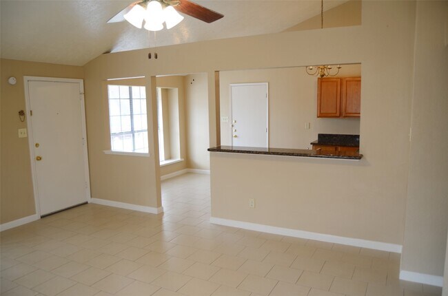 Foto del edificio - 17506 Bullis Gap Dr