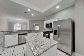 Building Photo - 14515 Enola Dr