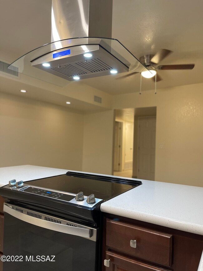 Building Photo - 9435 E Walnut Tree Cir