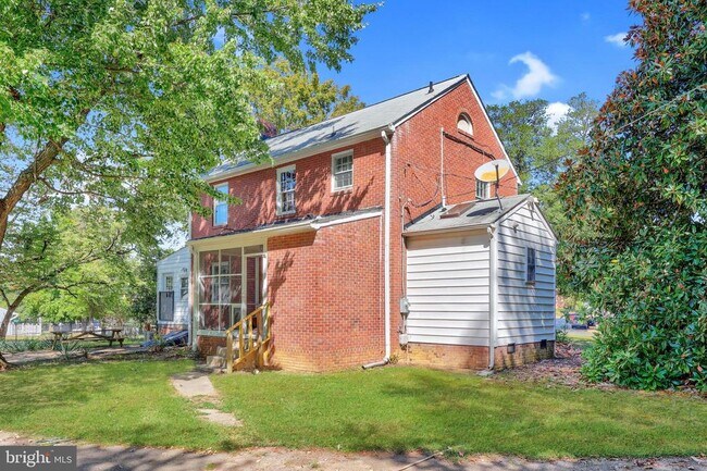 Foto del edificio - 13206 Occoquan Rd