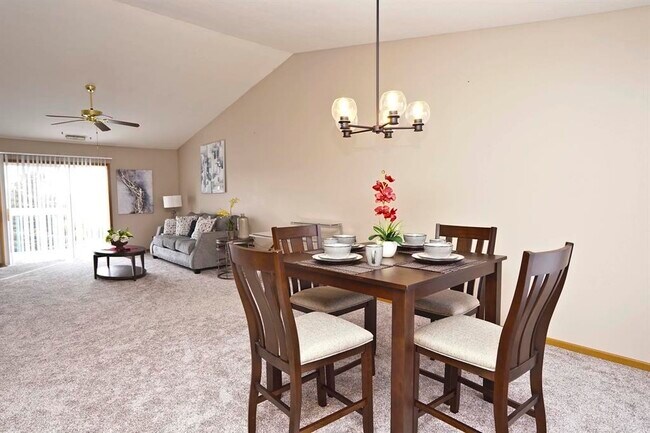 Foto del edificio - 2221 Wittenham Pl