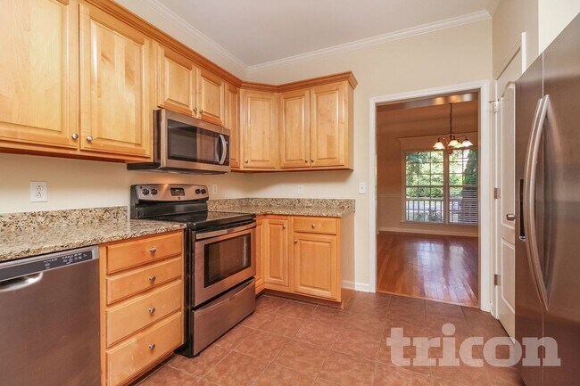 Foto del edificio - 746 Sergio Ave