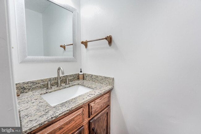 Photo - 4711 Hersand Ct Townhome
