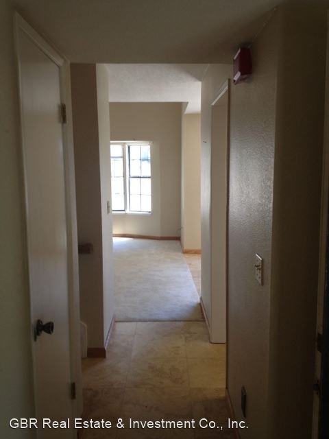 Building Photo - 3 br, 2.5 bath House - 244 Wales Drive