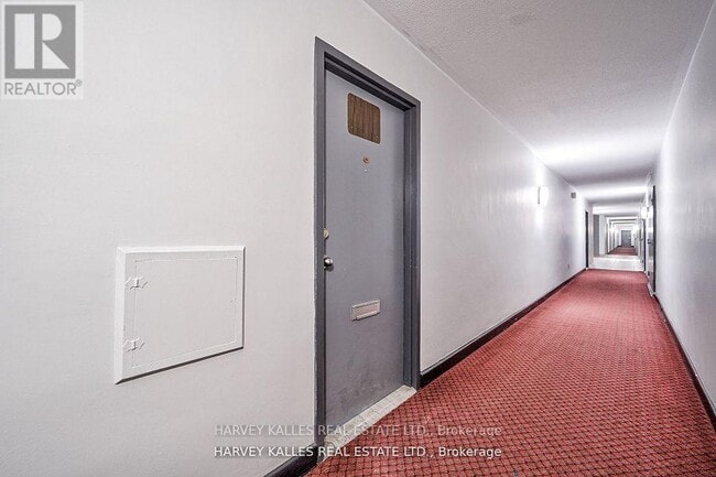 Photo du bâtiment - 2000 Sheppard Ave W