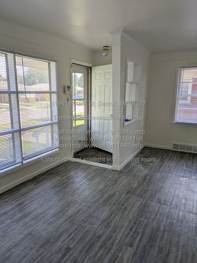 Foto del edificio - 11941 Miami St