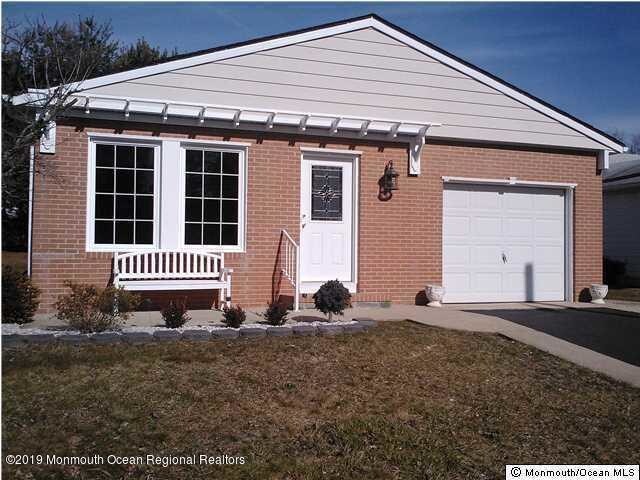 Primary Photo - 229 Torrey Pines Dr