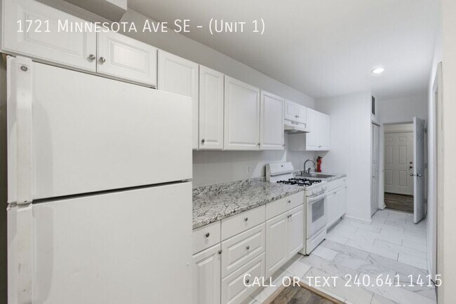 Building Photo - 1721 Minnesota Ave SE