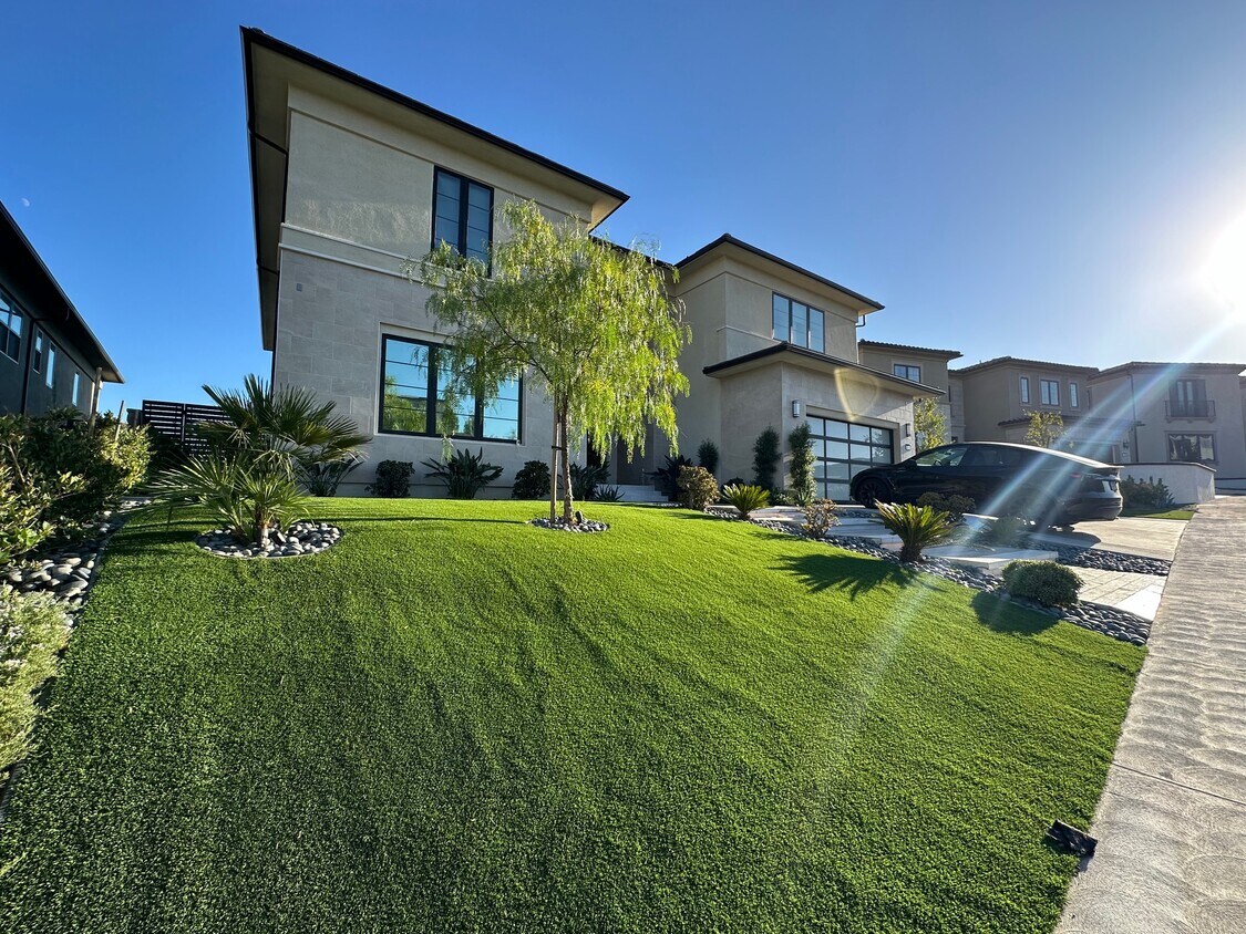 Primary Photo - 20422 W Willoughby Ln