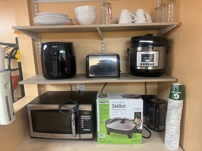 Building Photo - 3 Herbert St