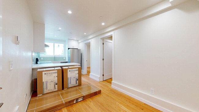 Building Photo - 338A 5th Ave-