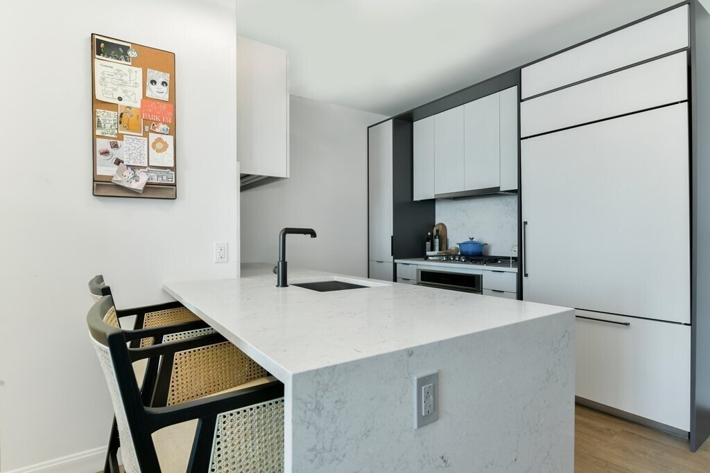 Foto principal - 155 1st St