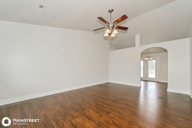 Foto del edificio - 4114 Kingdom Ln