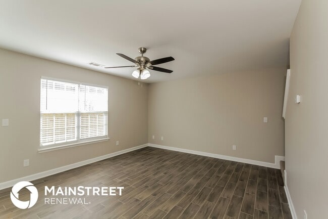 Building Photo - 2529 Manes Ct