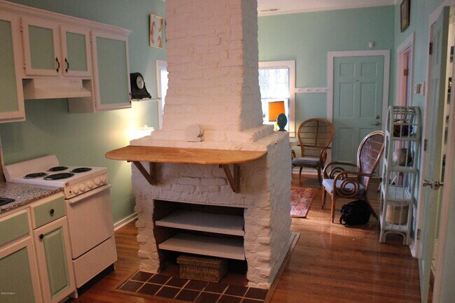 Foto del edificio - 911 Dock St