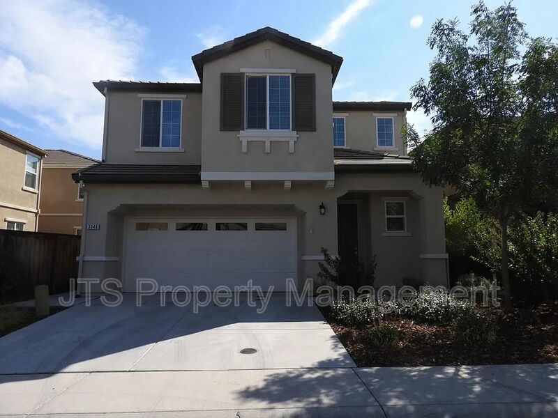 Primary Photo - 3048 Ivy Creek Ln