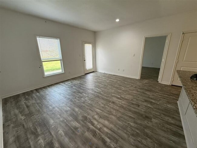 Foto del edificio - 108 Wade St