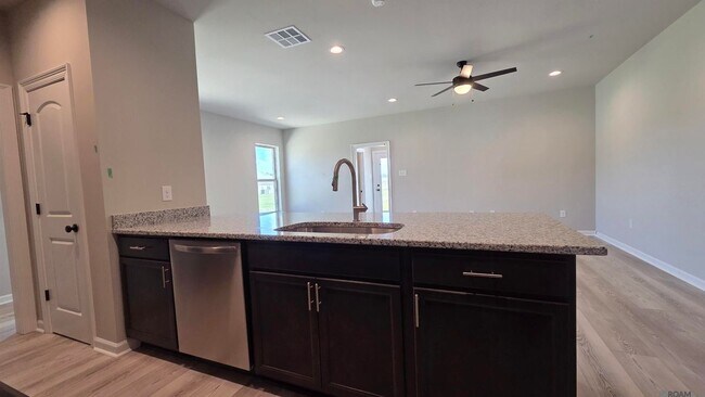 Building Photo - 25662 Tarver Dr