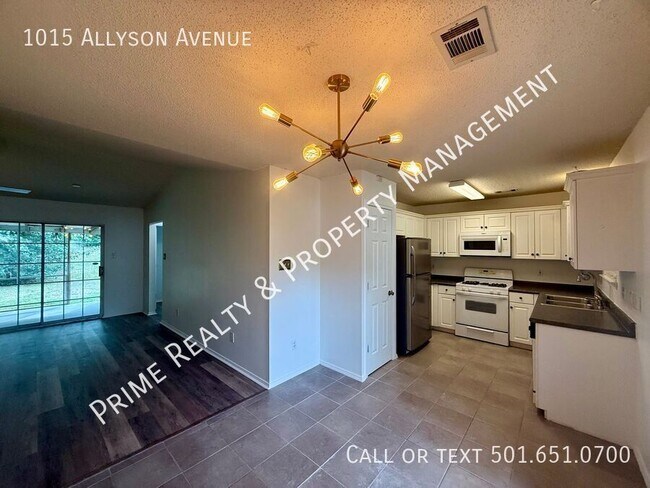 Foto del edificio - 1015 Allyson Ave