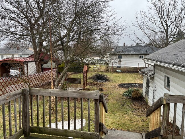 Foto del edificio - 486 W Waterloo Rd