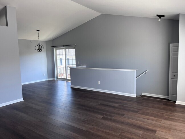 Foto del edificio - 2604 Riversedge Dr