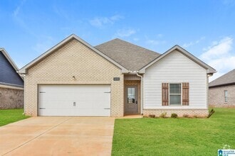 Building Photo - 215 John Harold Dr