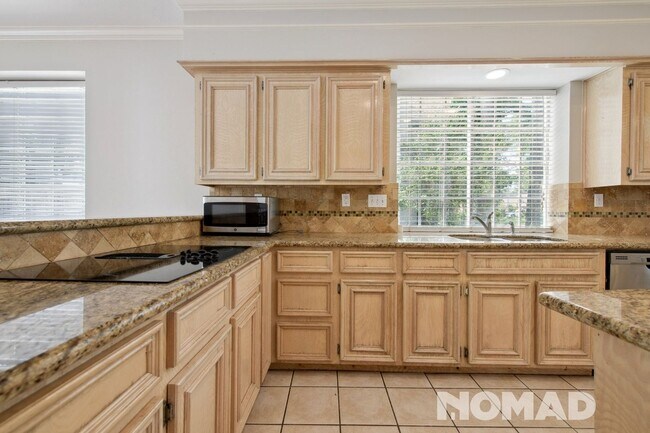 Foto del edificio - Charming 4BR House in Kingwood