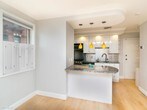 2 br, 1 bath - 560 Commercial St - 2 br, 1 bath  - 560 Commercial St