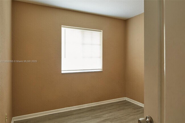 Foto del edificio - 27910 SW 140th Ave