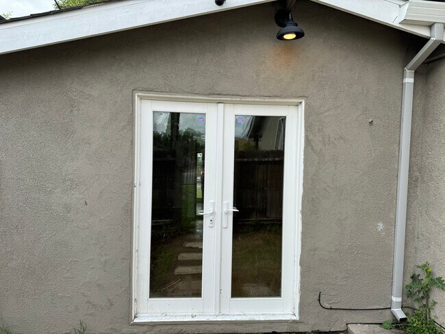 Front door entrance - 1717 S Adelbert Ave