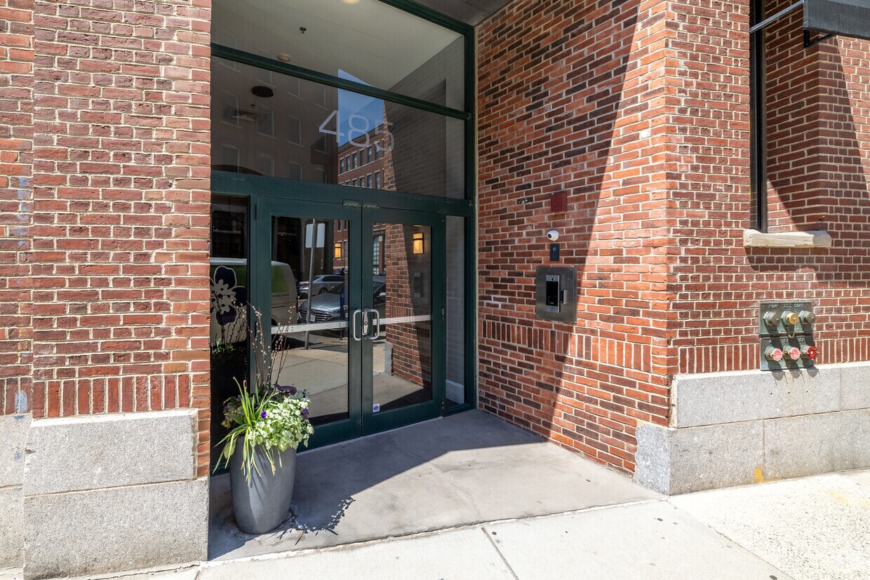 Entrance - 485 Harrison Ave