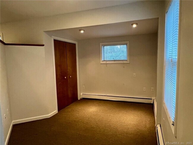 Foto del edificio - 139 Bradley St