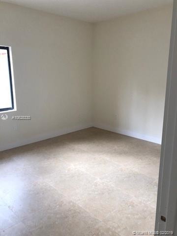 Foto del edificio - 220 NW 55th Ct